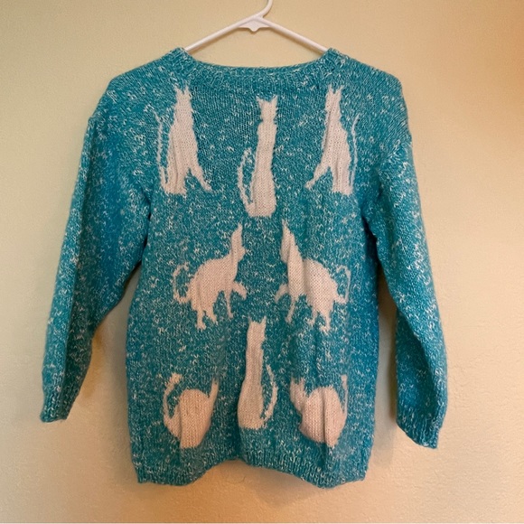 Vintage Baby Blue and White Knit Cat Print 
Sweater Pullover - Picture 2 of 5